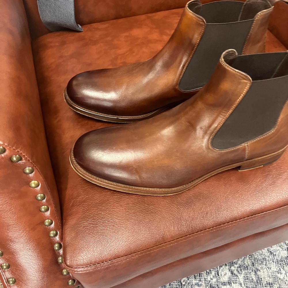 Magnanni Chelsea boots